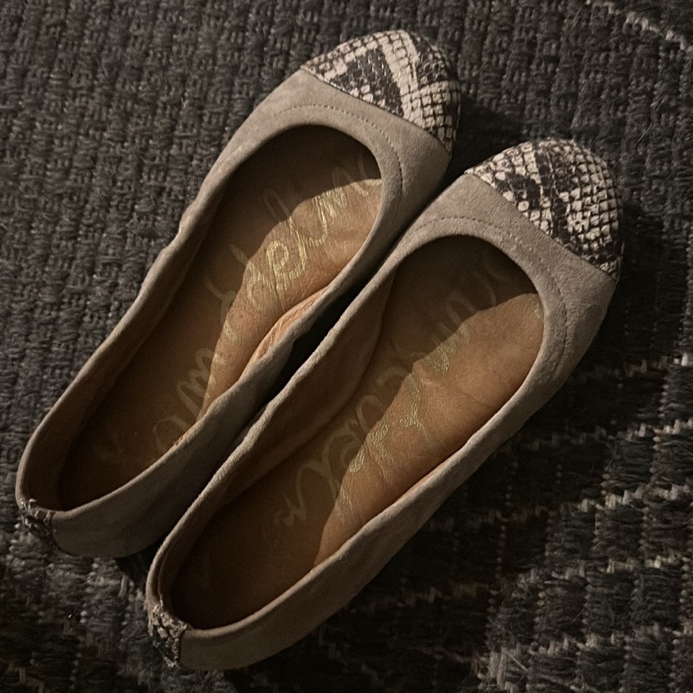 Sam Edelman tan suede flats Size 6